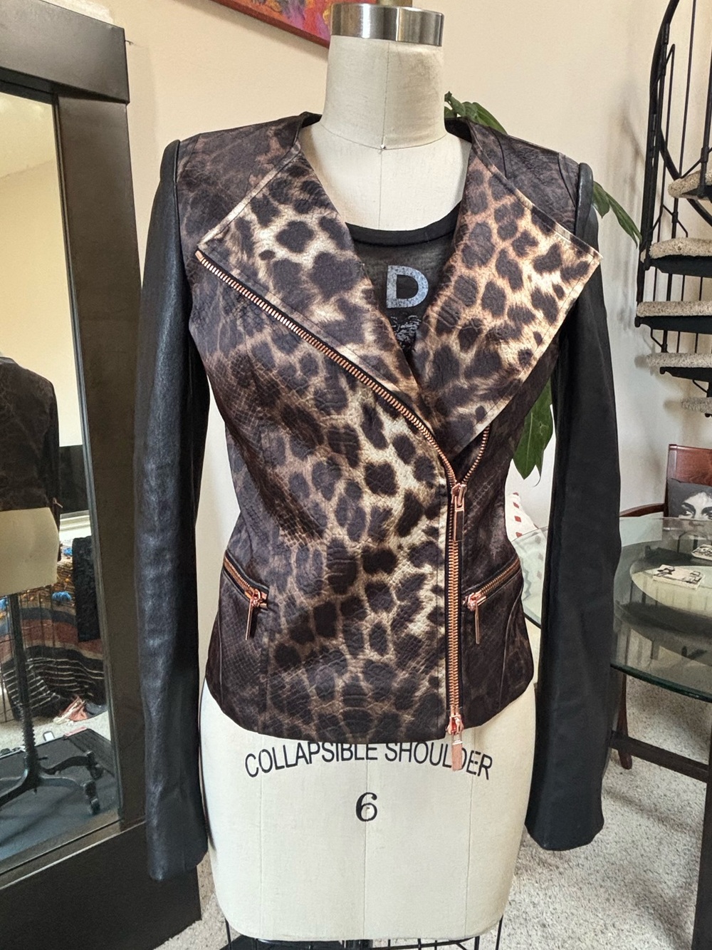 🔥 RARE FIND! Authentic THOMAS WYLDE Luxury Leather Biker Jacket 🔥
